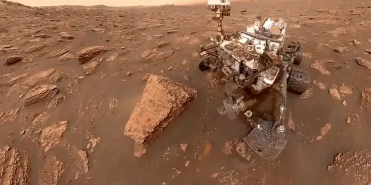 NASA Spots Hidden Mineral Ridges That Could Rewrite Mars’ History - NASA/JPL-CALTECH/MSSS/HANDOUT/Anadolu Agency/Getty Images