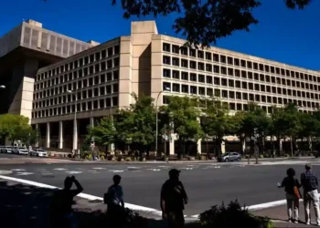 FBI Quits Brutalist Hoover Building Amid Push for New Downtown DC HQ - Kent Nishimura/Getty Images