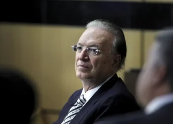 Roy Black Dies at 80: The Lawyer Behind America’s Most Famous Acquittals - Lannis Waters/ The Palm Beach Post, Pool, file