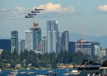Climate Activists Call for End to Blue Angels Airshow at Seafair Festival - Wolfgang Kaehler/LightRocket via Getty Images
