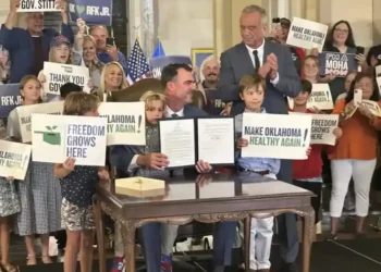 Robert F. Kennedy Jr. Touts ‘Healthy’ Medicaid Meals Labeled Ultraprocessed by Experts - AP Photo/Sean Murphy