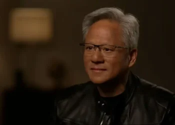 Huang: AI Won’t Kill Jobs—Unless We Stop Innovating - via CNN