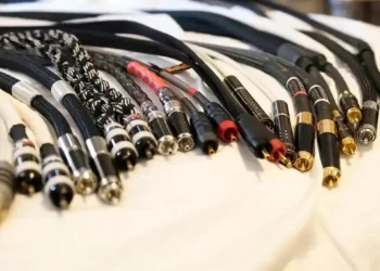 Upgrade or Hype? Testing High‑End RCA Cables in a Reference Listening Room - image dredit to AUDIO BACON