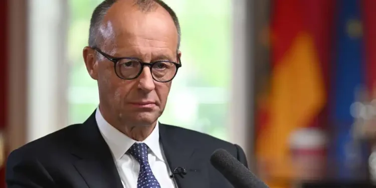 New UK-Germany Treaty Aims to Boost Military Power, Curb Illegal Migration, and Support Ukraine - Jeff Overs/BBC