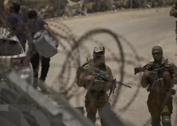 Sectarian Violence in Sweida Prompts Ceasefire, Syrian Forces Pull Back - Leo Correa/AP