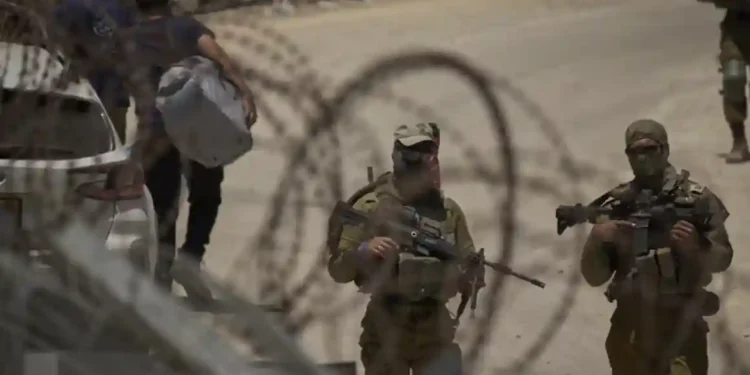 Sectarian Violence in Sweida Prompts Ceasefire, Syrian Forces Pull Back - Leo Correa/AP