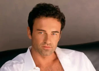 TV and Film Star Julian McMahon Dies at 56—Wife Shares Emotional Statement - Credit : Ron Davis/Getty