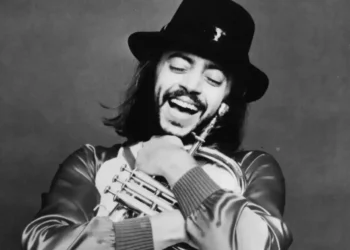 ‘Feels So Good’ jazz star Chuck Mangione passes away at 84 in Rochester - Michael Ochs Archives