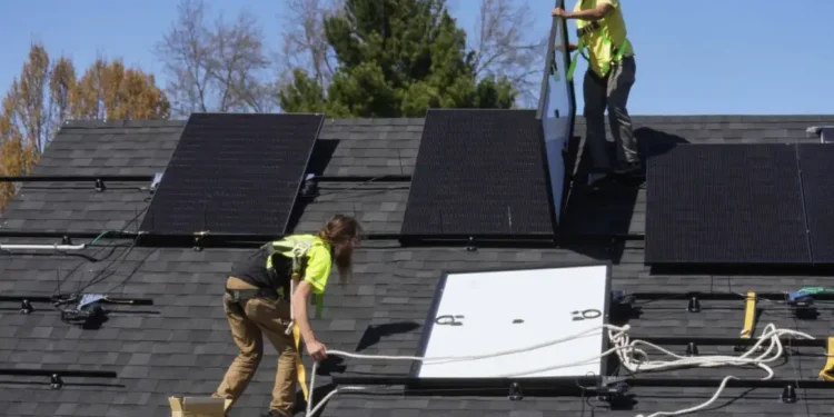 Republican Spending Bill Jeopardizes U.S. Renewable Energy Targets - AP Photo/Sue Ogrocki, File