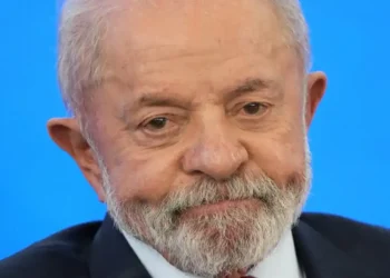 Trade tensions rise as Lula urges U.S. to reconsider Trump’s Brazil tariff - AP Photo/Eraldo Peres