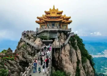 India Reopens to Chinese Tourists, Signaling Diplomatic Thaw with Beijing - Visual China Group/Getty Images