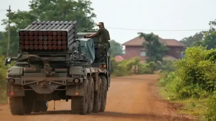 Trump pushes peace talks between Thailand and Cambodia following deadly conflict - Reuters