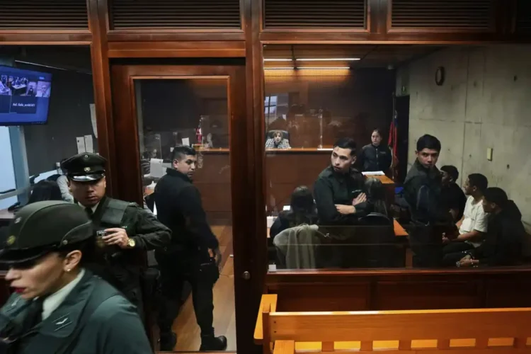 Tren de Aragua in Chile: A Legal Crackdown Reshapes Organized Crime Strategy - AP Photo/Esteban Felix