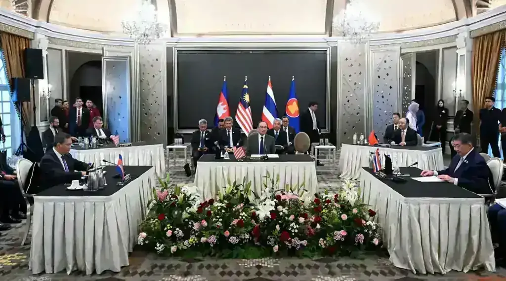 Peace Declared: Thailand and Cambodia End Five-Day Border Violence with Ceasefire Deal - Mohd Rasfan/Pool Photo via AP