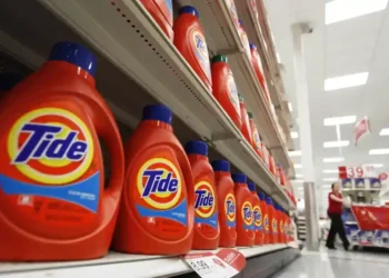 Tariffs Drive P&G to Increase Prices on 25% of U.S. Products Starting Next Month - AP Photo/Steve Hellber, File