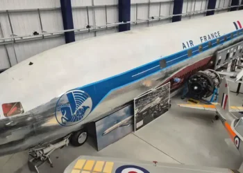 de Havilland Comet: The Jetliner That Launched the Jet Age and Redefined Air Travel - Barry Neild/CNN