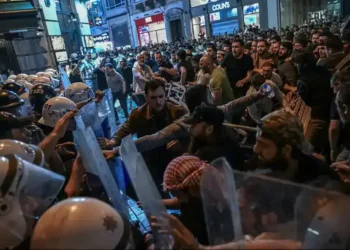 Protests Erupt in Istanbul Over Cartoon Seen as Insult to Islam - Ozan Kose/AFP/Getty Images
