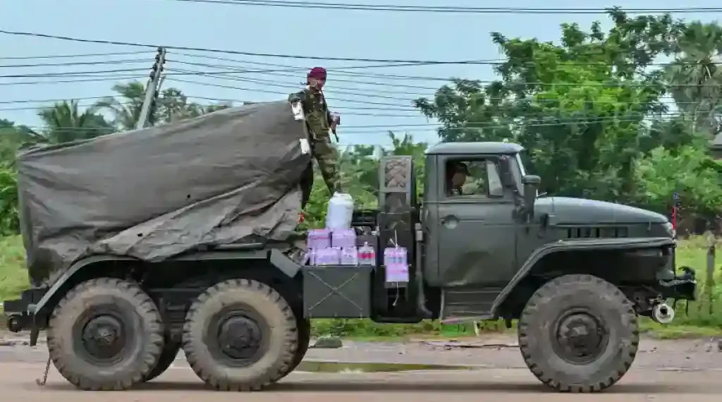 Cambodia and Thailand hold urgent Malaysia peace talks after deadly border clashes - Tang Chhin Sothy/AFP/Getty Images