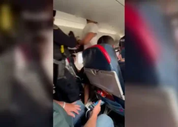 Unruly Passenger Triggers Emergency Landing on Delta Connection Flight - Jonathan Spencer Van der Waarden