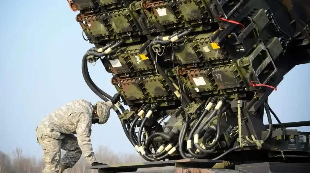 How Patriot missile batteries could - Agencja Gazeta/Reutersstrengthen Ukraine’s defense amid escalating Russian drone and missile bombardments