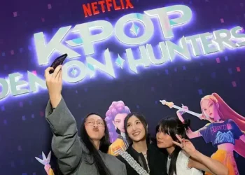 Animated film KPop Demon Hunters hits No. 1 on Billboard Hot 100 with “Golden,” marking a new milestone for female K-pop artists globally - KPop Demon Hunters/BBC