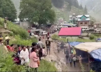 Heavy Rain and Flash Floods in Indian Kashmir Devastate Chashoti, Trigger Large-Scale Rescue Operations - Asian News International/Reuters