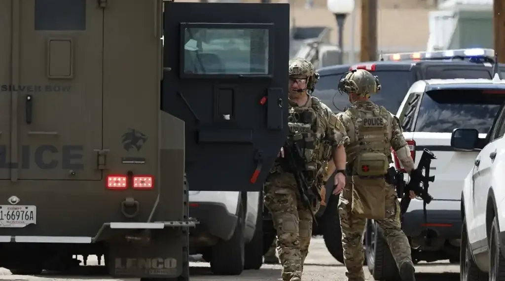 Anaconda, Montana Bar Shooting: Police Search for Ex-Military Suspect After 4 Killed - Joseph Scheller/The Montana Standard via AP