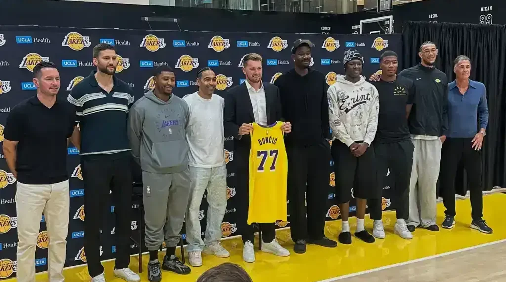 Luka Dončić Commits to Los Angeles Lakers in Long-Term Contract Extension - AP Photo/Greg Beachham