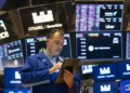 S&P 500, Dow, Nasdaq Dip on Disappointing U.S. Services Report - AP Photo/Yuki Iwamura