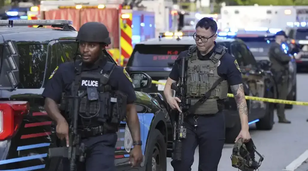 Atlanta Shooting Near CDC Leaves Police Officer and Suspected Gunman Dead - AP Photo/Mike Stewart