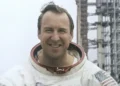 James Lovell, Apollo 13 Commander Who Guided NASA Through Its Greatest Space Crisis, Dies at Age 97 - AP Photo/NASA, File