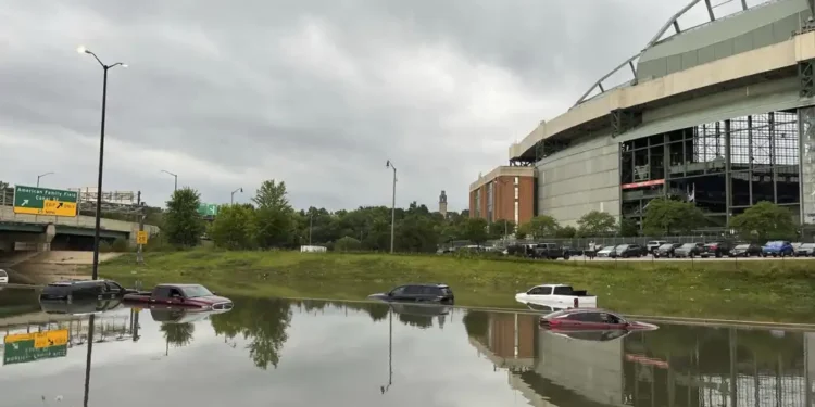 Historic Flooding Forces Wisconsin State Fair to End Early Amid Widespread Midwest Storm Damage and Power Outages - CBS58 (WDJT) via AP
