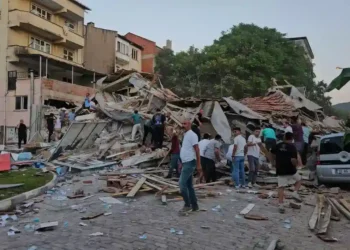 Turkey Hit by 6.1-Magnitude Quake in Balikesir, Leaving 1 Dead, Dozens Injured, and Multiple Buildings Collapsed - Bahadir Demirceviren/IHA via AP