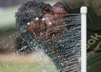 Over 70 Million Americans Face Unprecedented Summer Humidity East of Rockies Amid Rising Climate-Driven Dew Points in 2025 - AP Photo/LM Otero, File