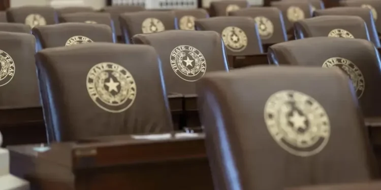 After Nearly Two Weeks Away, Texas Democrats Signal Return to Capitol in Fight Against GOP’s Proposed U.S. Congressional Map Changes - Mikala Compton/Austin American-Statesman via AP