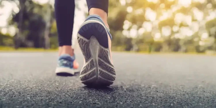 Fast Walking for Longevity: How Brisk 15-Minute Walks Daily Improve Health and Lower Premature Mortality - TravelCouples/Moment RF/Getty Images/File