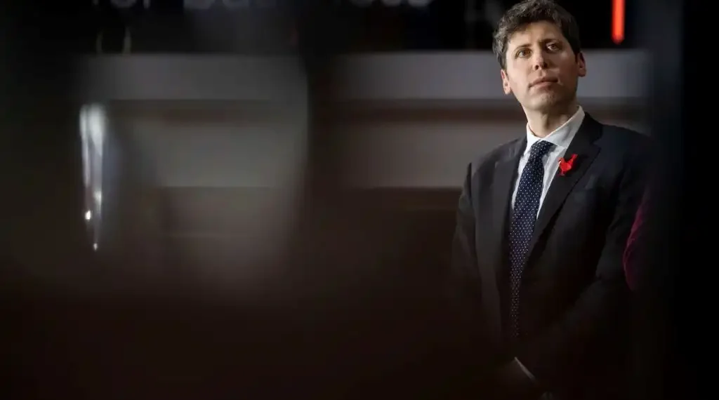 GPT-5 Launch Triggers Global Criticism as Users Report Errors, Dull Responses, and Feature Loss - Nathan Laine/Bloomberg/Getty Images