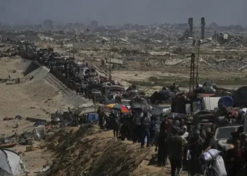 Gaza City Ground Assault Begins: Israel Intensifies Military Campaign Against Hamas While Civilians Flee and UN Warns of Rising Casualties - AP Photo/Abdel Kareem Hana