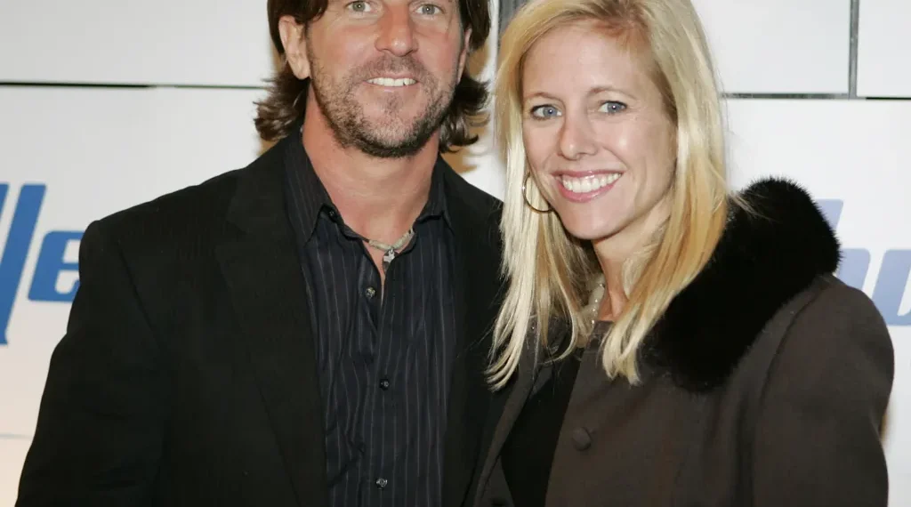 Brett James, Grammy-Winning Nashville Songwriter Behind Carrie Underwood’s Breakthrough Hit ‘Jesus, Take the Wheel,’ Dies in Plane Crash at 57 - AP Photo/ Jeff Christensen, File