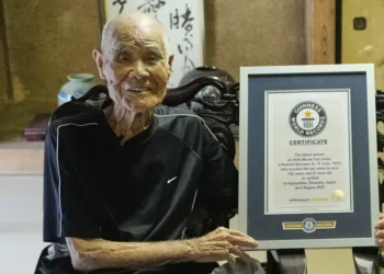 At 102, Kokichi Akuzawa Sets Guinness World Record as the Oldest Person to Reach the Summit of Japan’s Iconic Mount Fuji - AP Photo/Hiro Komae