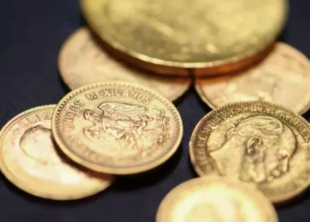 Gold Rally Ends with Sharpest Sell-Off in Over a Decade - Jana Rodenbusch/Reuters