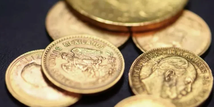 Gold Rally Ends with Sharpest Sell-Off in Over a Decade - Jana Rodenbusch/Reuters