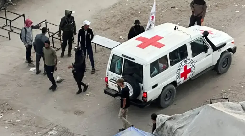 Israeli Hostages Freed as Red Cross Oversees Handover in Gaza - Reuters