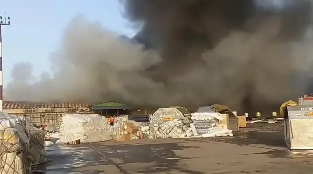 Bangladesh Airport Fire May Cause Over $1 Billion in Losses, Experts Warn - Getty Images