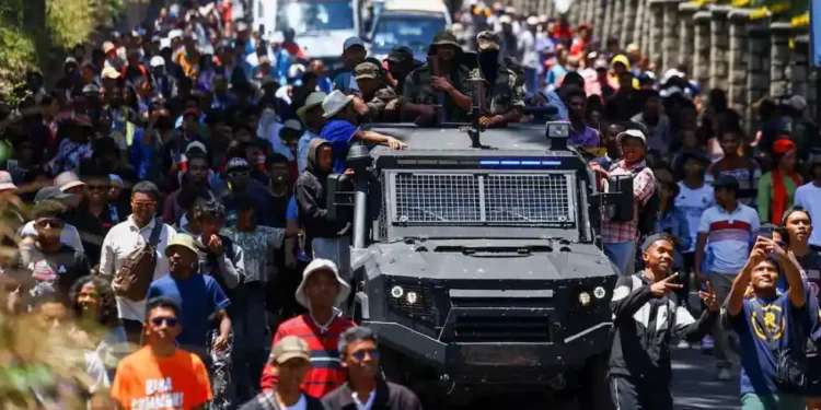 Madagascar President Andry Rajoelina Reportedly Flies Out on French Military Plane - REUTERS/Siphiwe Sibeko
