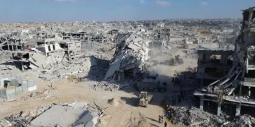 Israeli Air Strikes in Gaza Kill 33 Amid Renewed Ceasefire Tensions - Anadolu via Getty Images via BBC