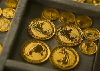 Gold Prices Hit $4,000 for First Time Amid U.S. Shutdown Uncertainty - AP Photo/Jae C. Hong, file