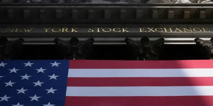 Wall Street Wraps Week With Record Highs as Investors Bet on AI and Energy; Nasdaq Dips Amid Sector Losses and Market Caution - AP Photo/Seth Wenig, file