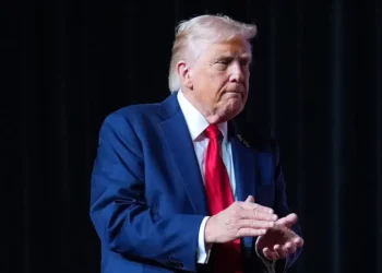 Trump Orders Pentagon to Use Emergency Funds to Pay U.S. Troops Amid Shutdown - AP Photo/Evan Vucci