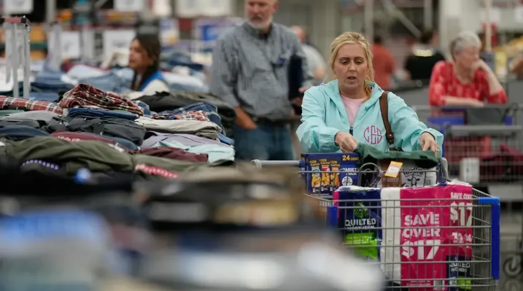 Trump Declares Inflation “Defeated” as Fed Cuts Rates Despite Rising Prices - AP Photo/Charlie Riedel